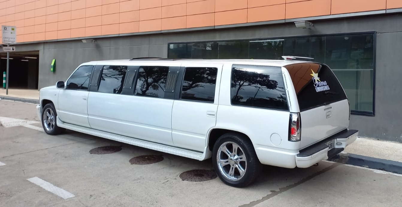 Limousine - Ideal para seus eventos.